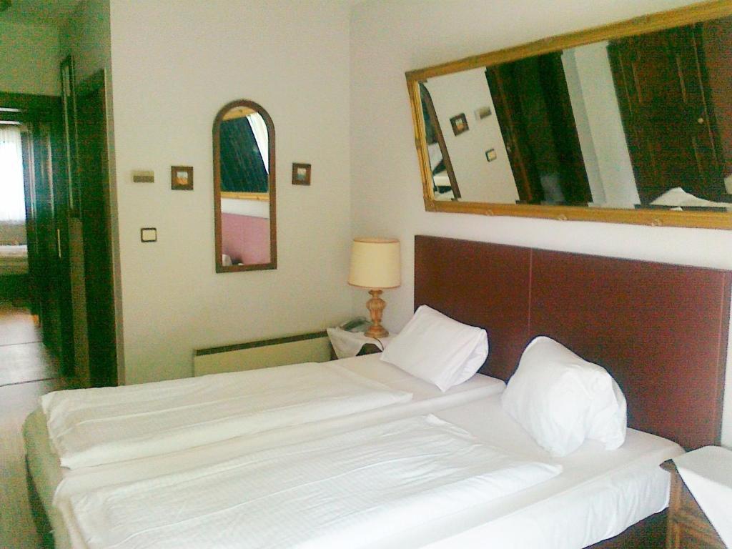 Gaestehaus Auerhahn วอคลาบรุค ภายนอก รูปภาพ